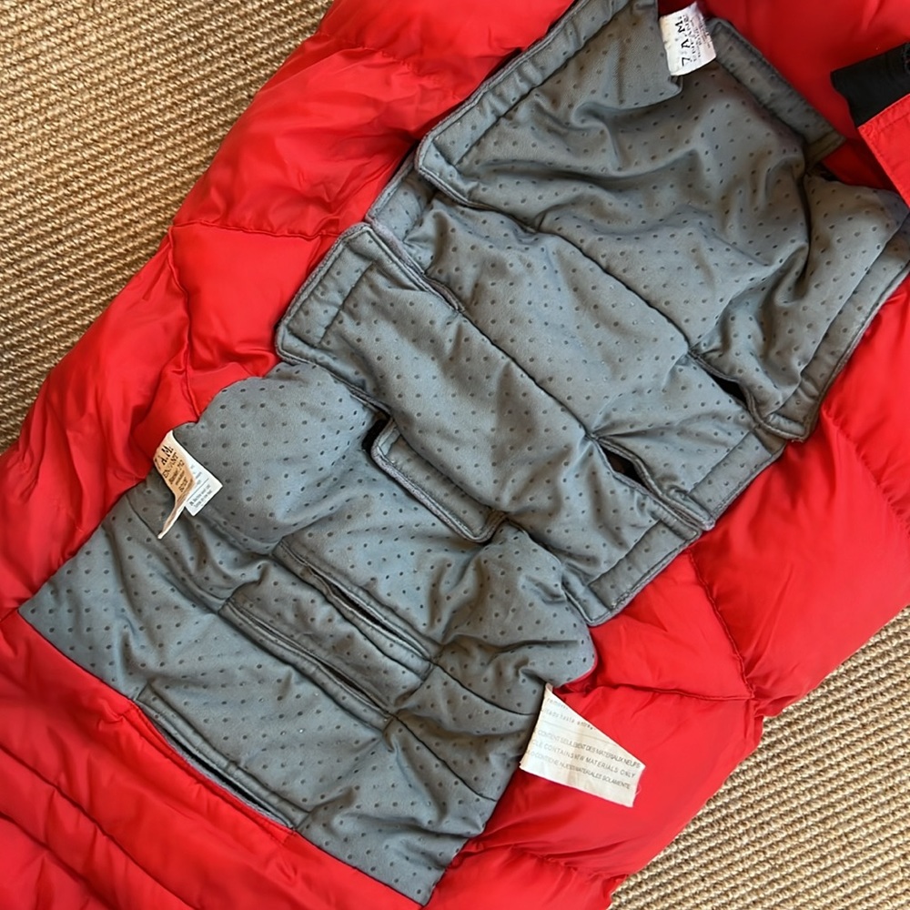 7 A.M. Enfant Blanket 212 Evolution- Red - Picture 6 of 11